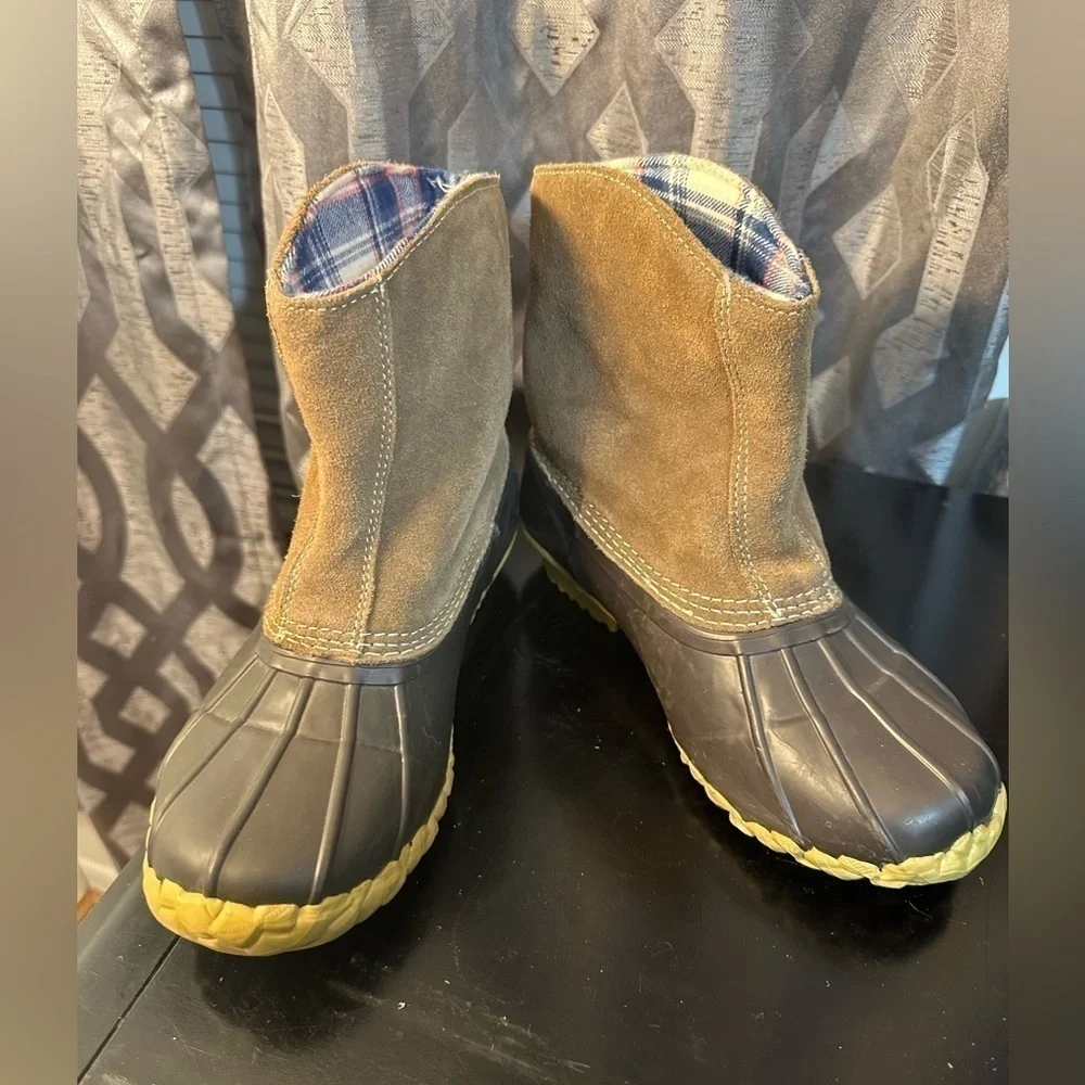Natural Reflections Women’s Thinsulate ASC II Winter Snow Boots Size 6M